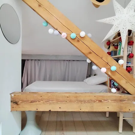 Bright And Warm In Appartamento