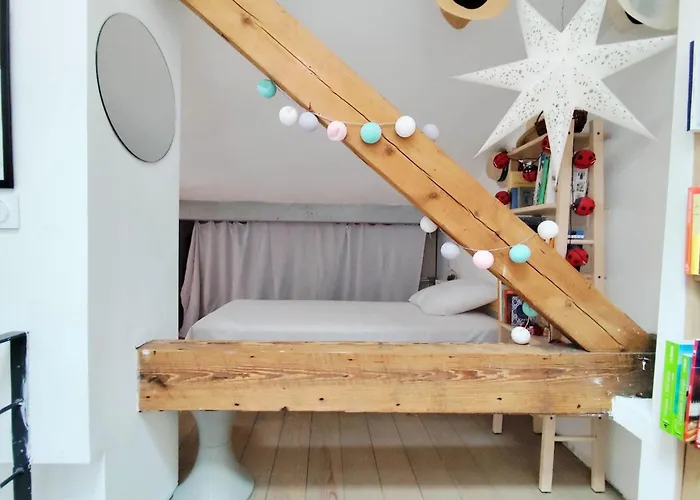 Bright And Warm In Appartamento